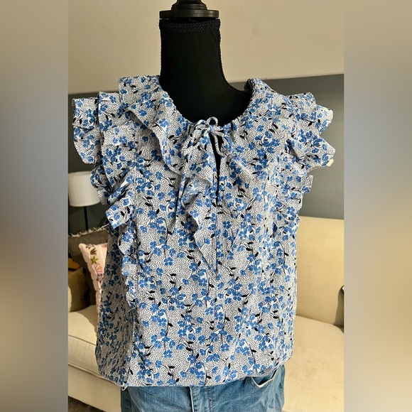 LOFT Tops - LOFT - BLUE FLORAL RUFFLE TANK - SIZE L